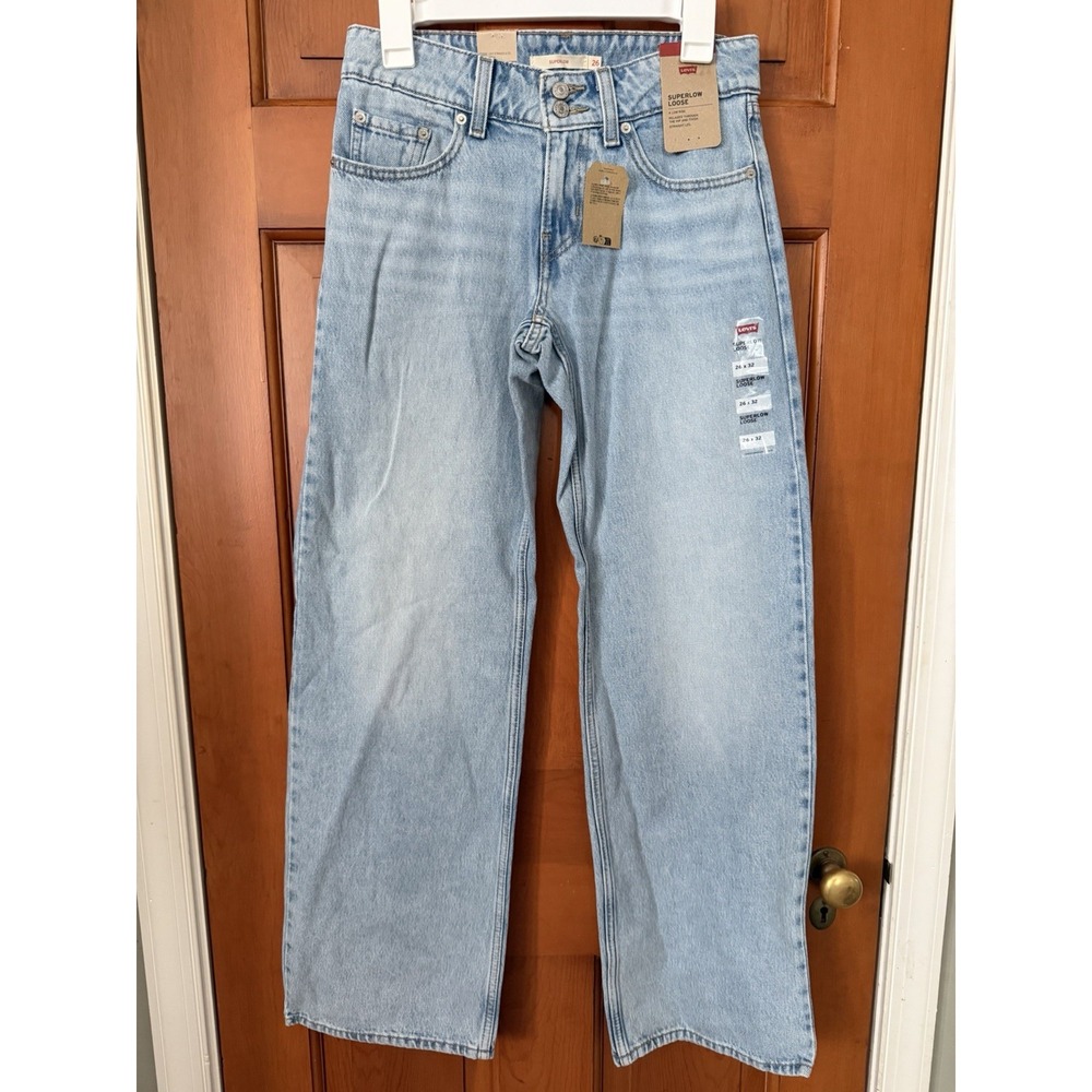 Women's Levi's Superlow Loose Straight Leg Jeans Light Blue Wash 26 X 32 NWT